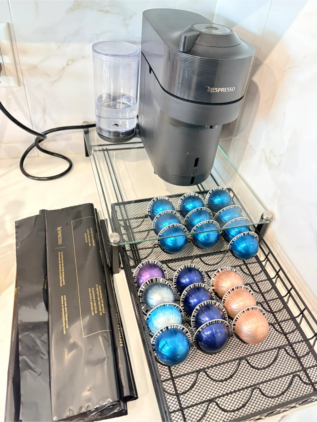 Nespresso Vertuo Coffee Machine and Milk Frother - photo 2