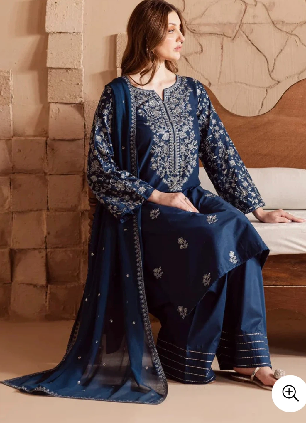 Navy Blue Embroidered Lawn Suit with Dupatta - photo 2