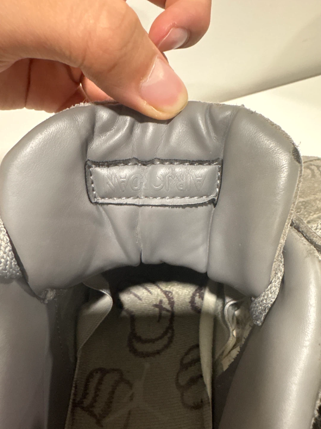 Air Jordan 4 KAWS Grey Sneakers - photo 3