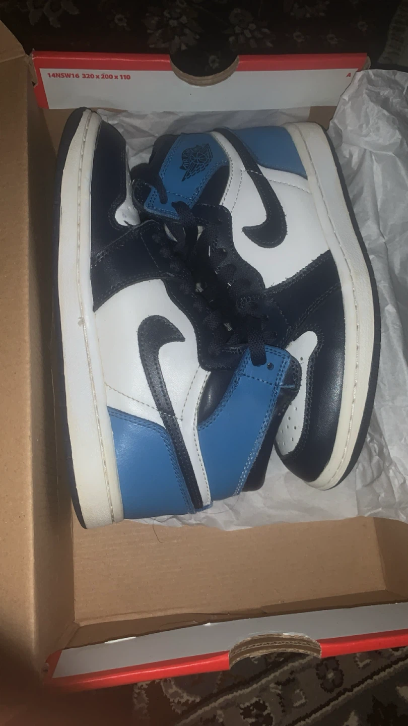 Nike Air Jordan 1 Mid SE (5Y)