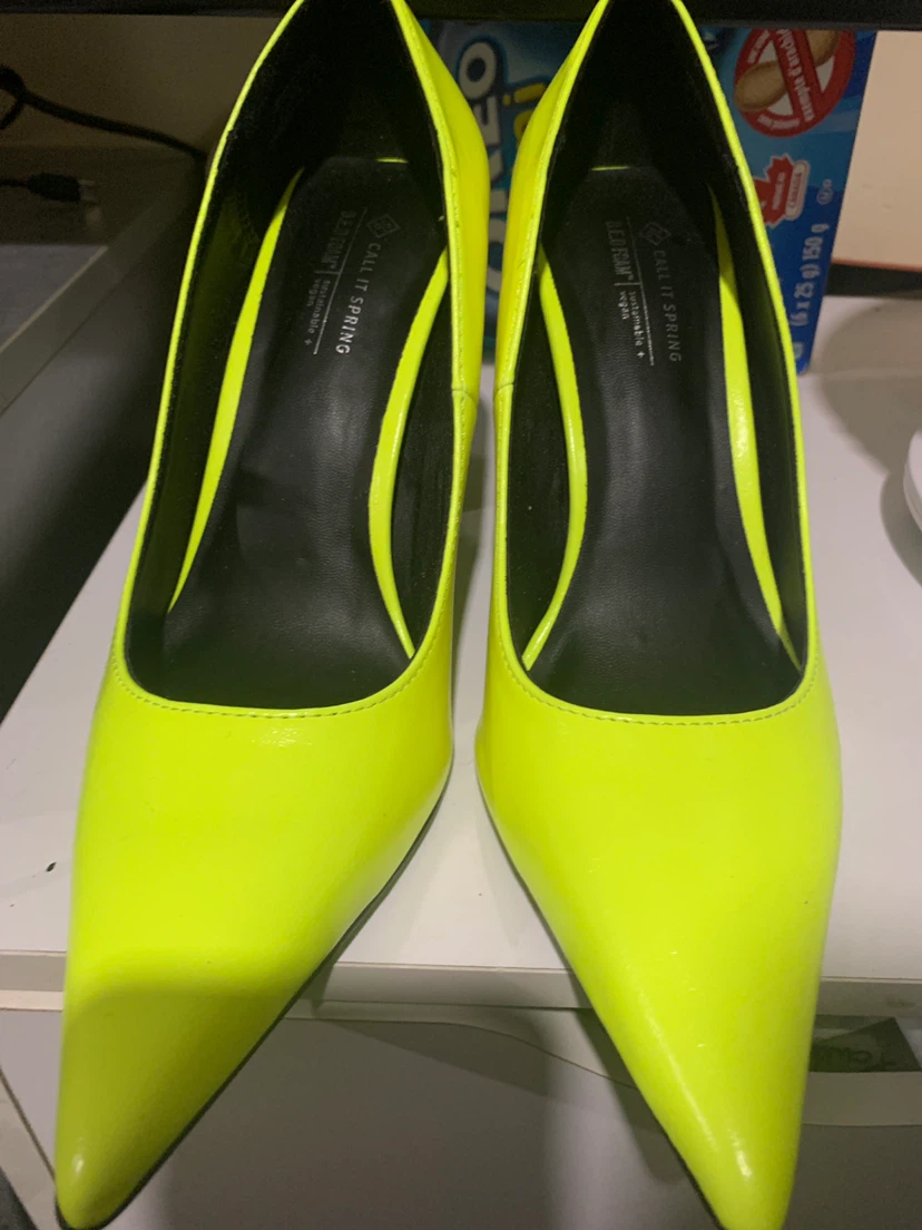 Neon High heel for women’s size 7 US