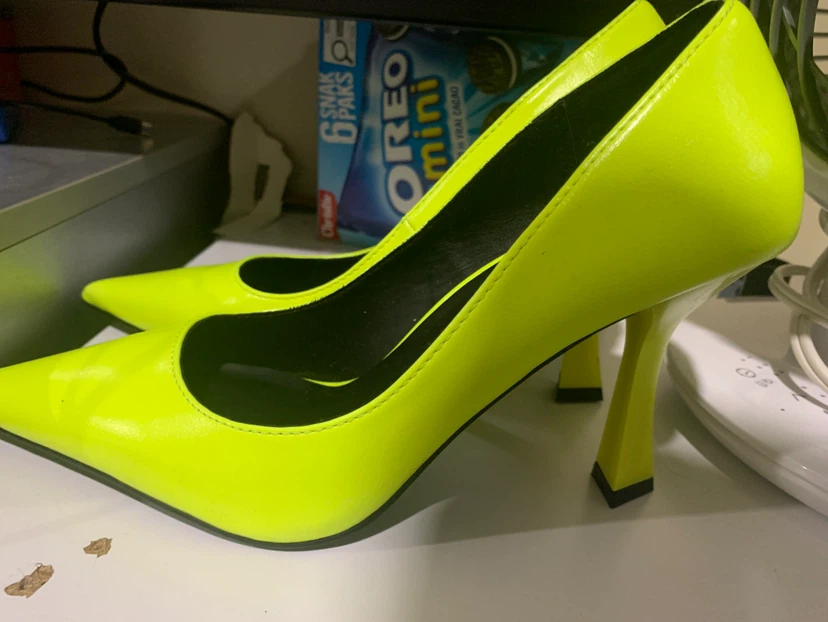 Neon High heel for women’s size 7 US - photo 2