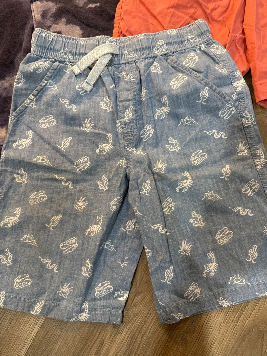 Bundle of 3 Boys' Shorts - photo 2