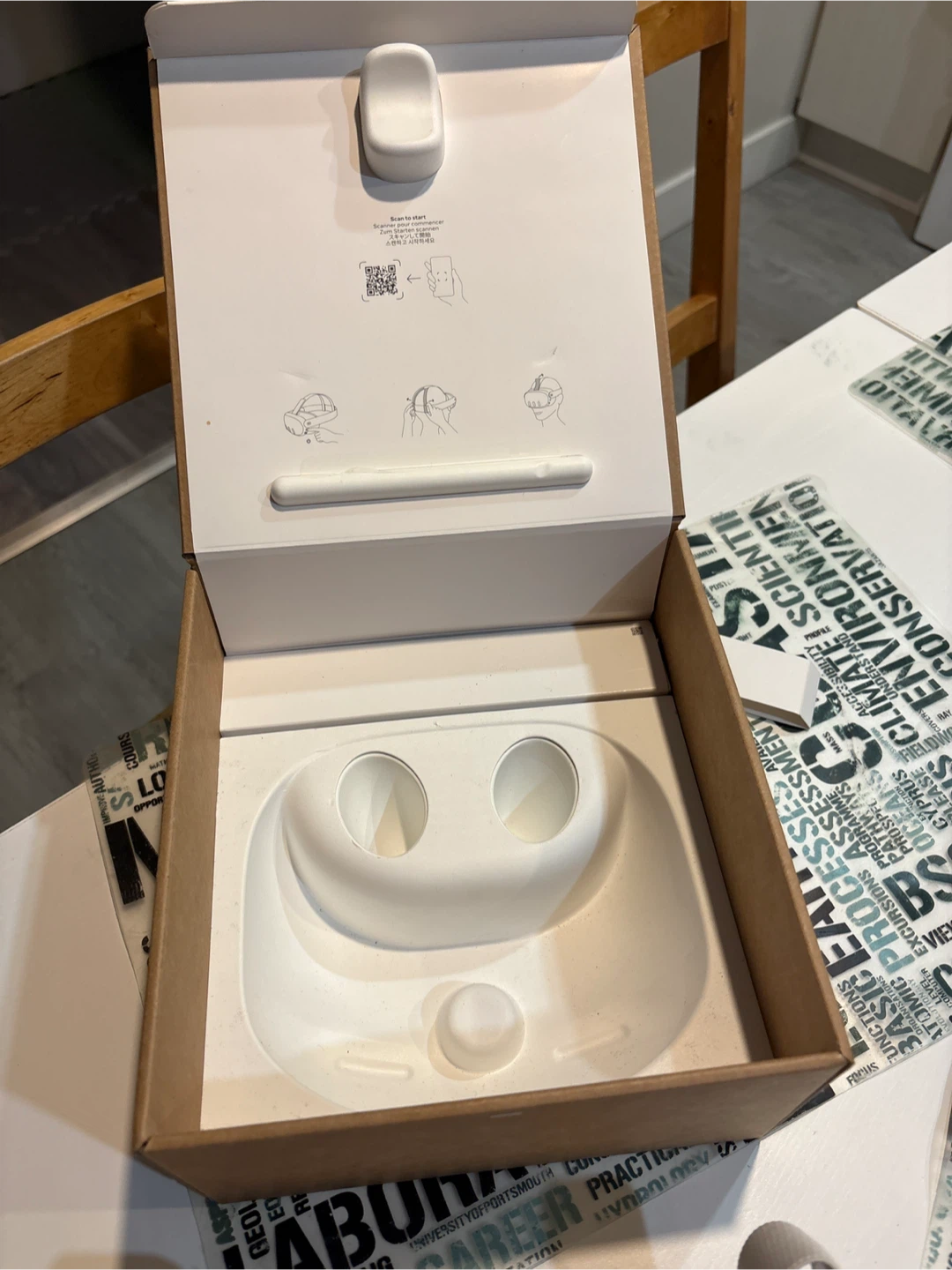 Meta Quest 3 VR Headset with Controllers - photo 4