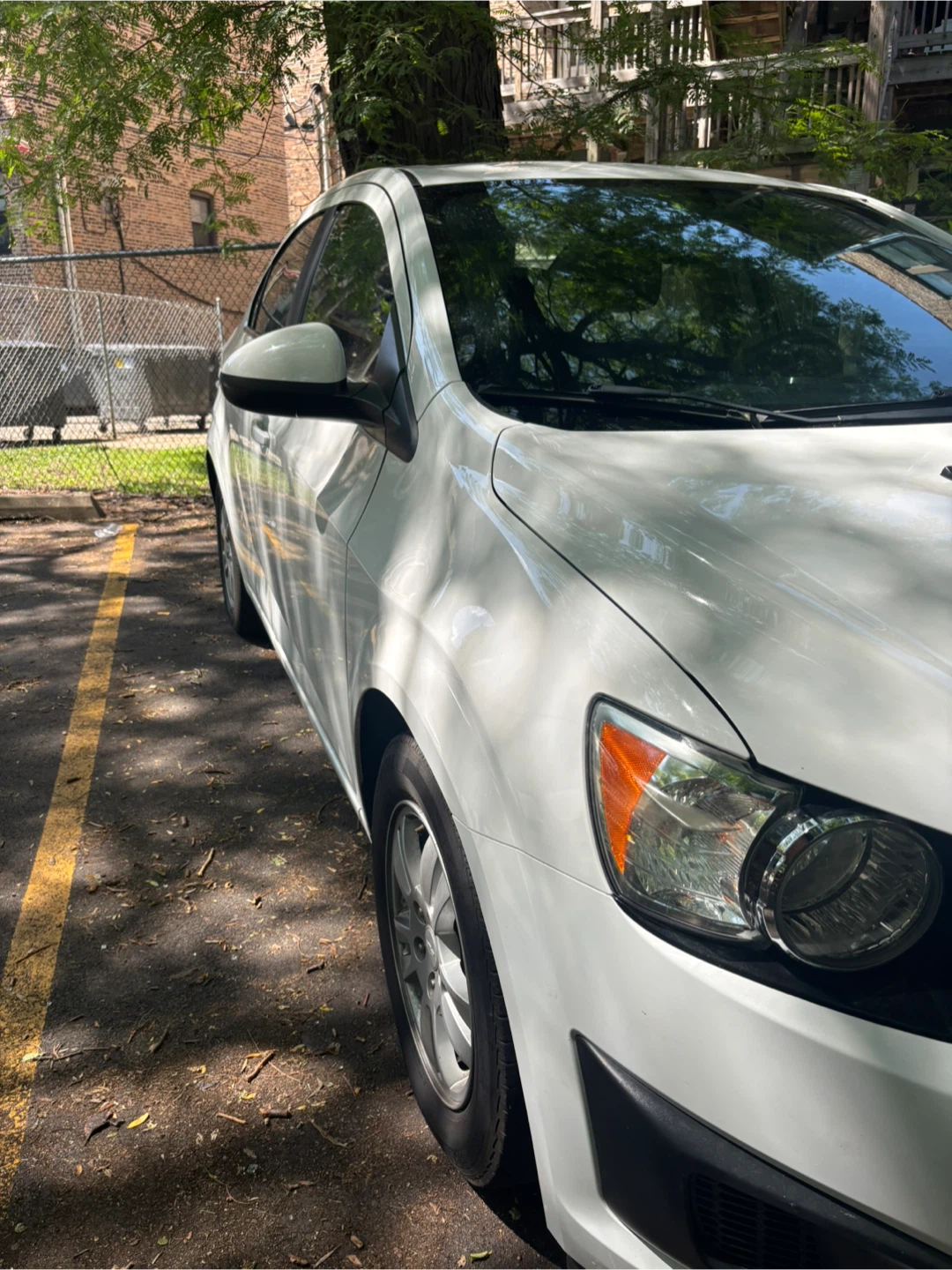 White Chevrolet Sonic Sedan - photo 3