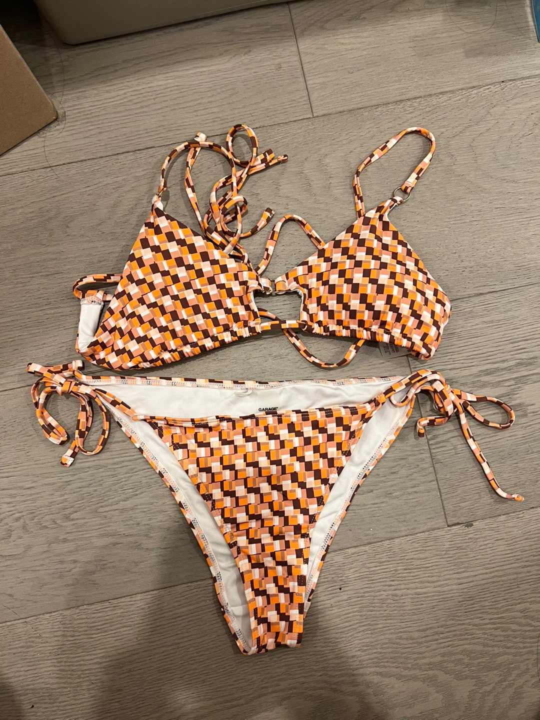 Garage Bikini Set