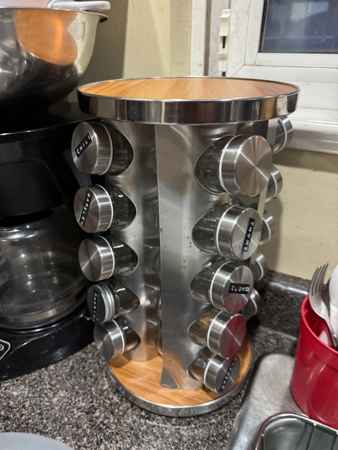 Spice Rack with 16 Jars