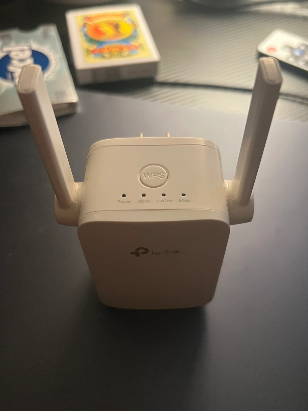 TP-Link Wi-Fi Range Extender RE305 - photo 2