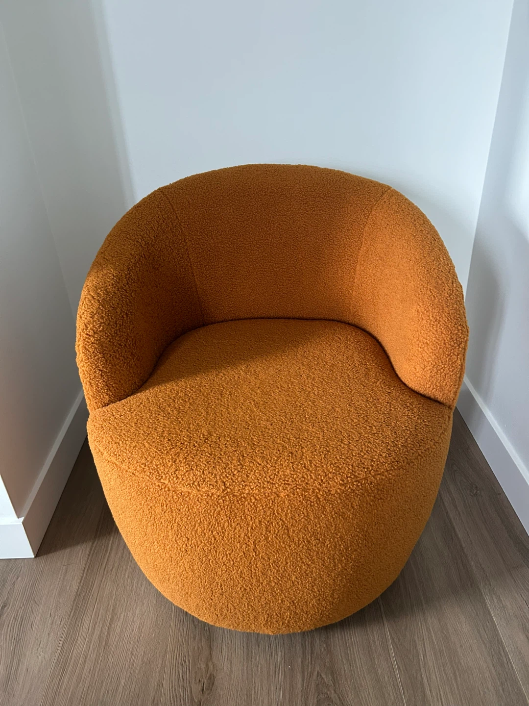 Teddy Swivel Armchair Barrel Chair