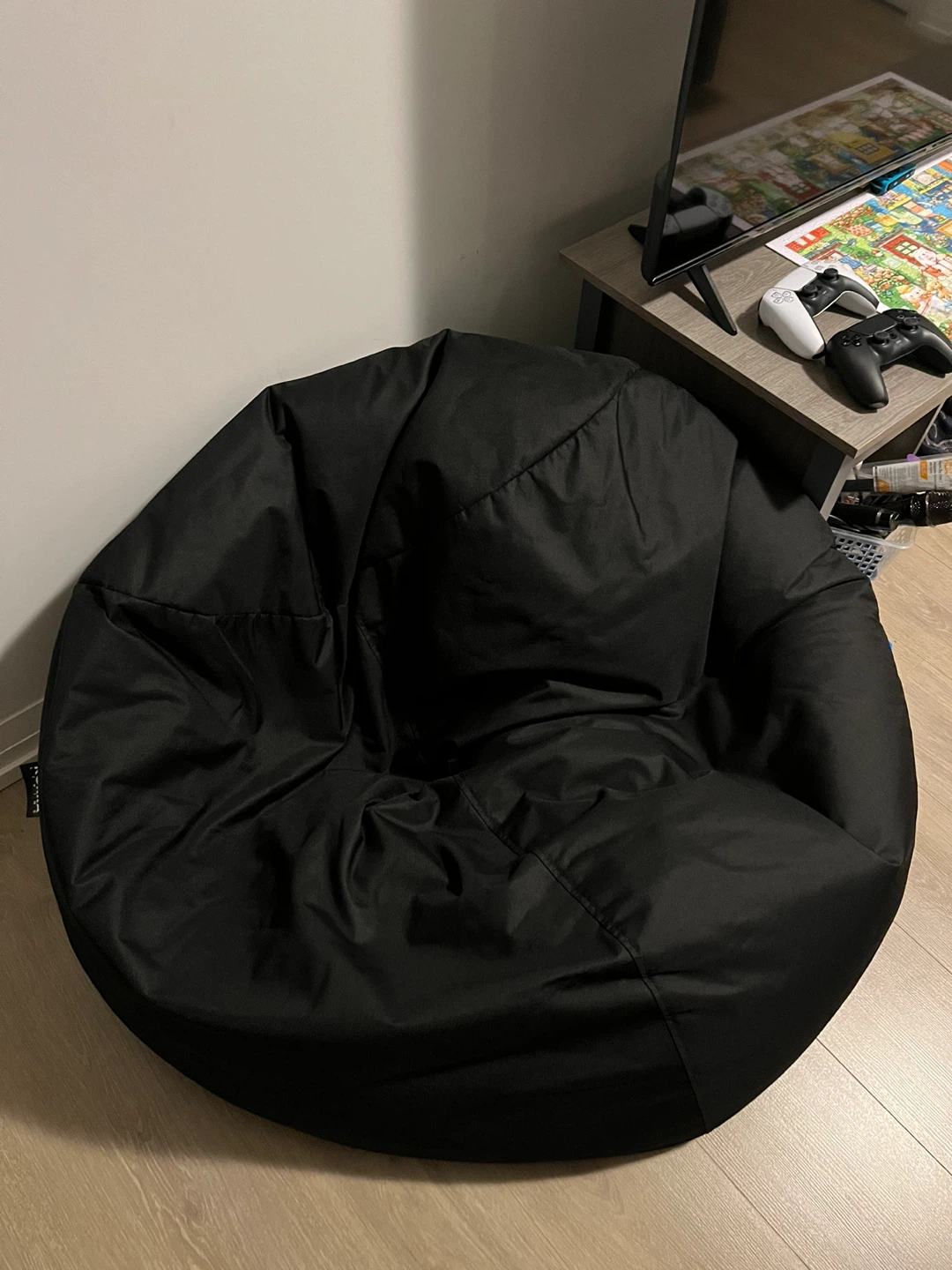 Black beanbag - modestly used - photo 2