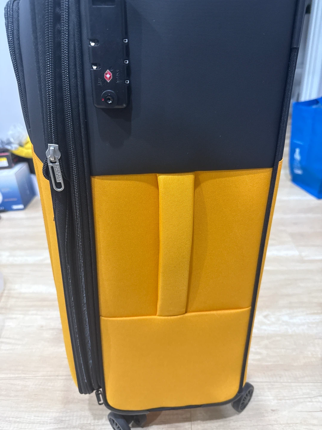 Luggage - photo 3