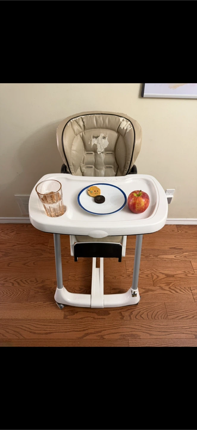 Foldable Feed/Eat Highchair - Peg Perrego
