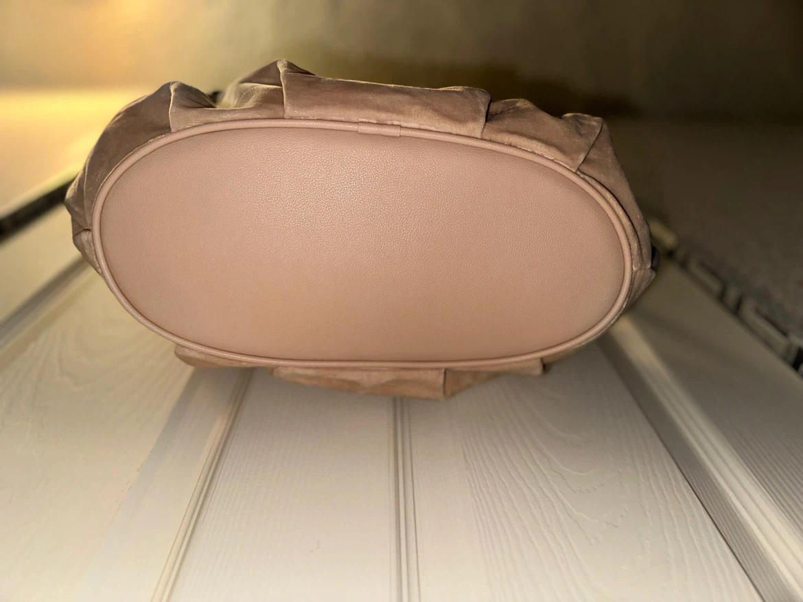 Juicy Couture Royal Tote Beige Daydreamer Velour - photo 3
