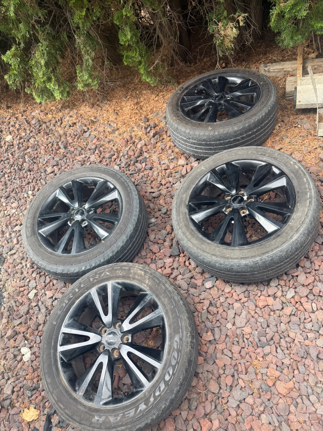20” grand Cherokee rims - photo 5