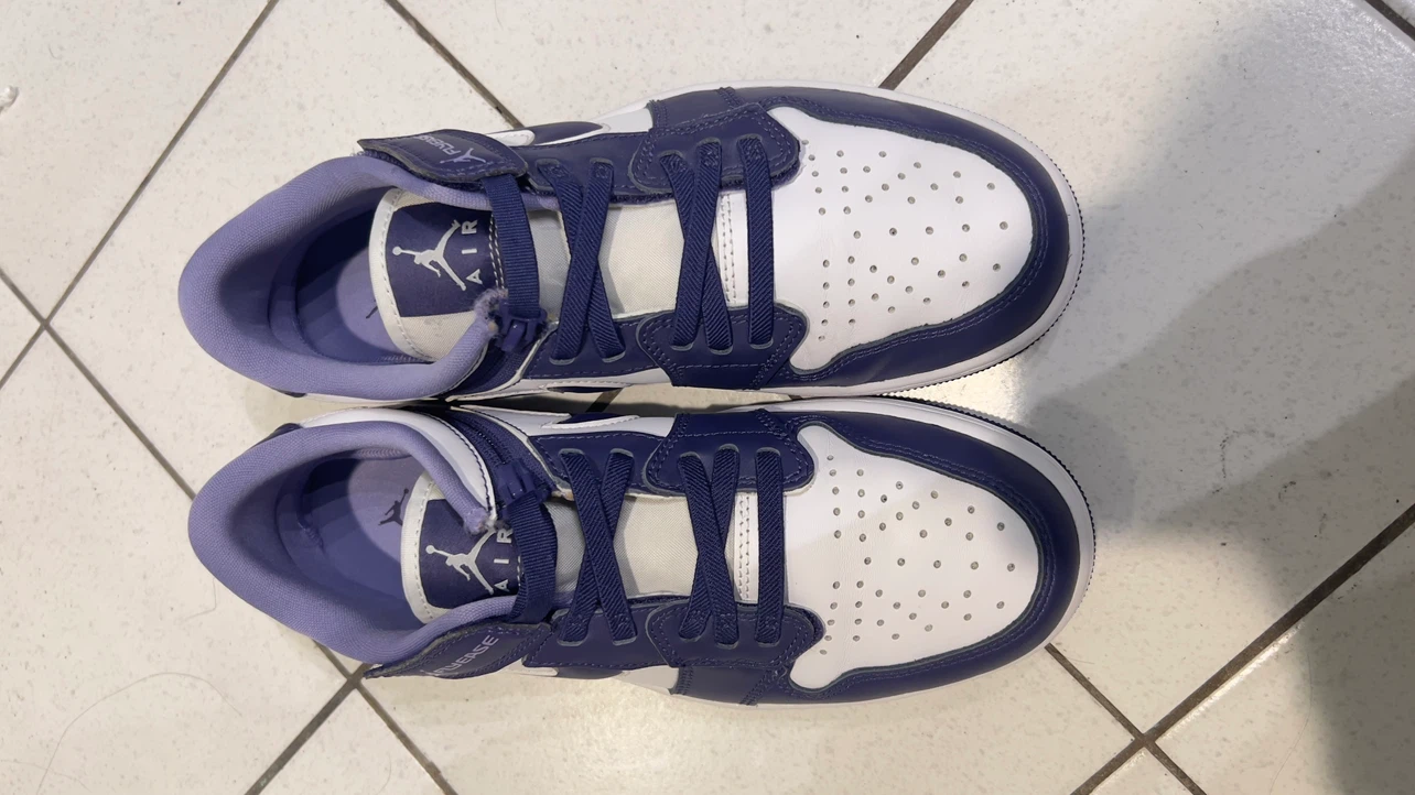 Jordan 1 Low Flyease Sneakers
