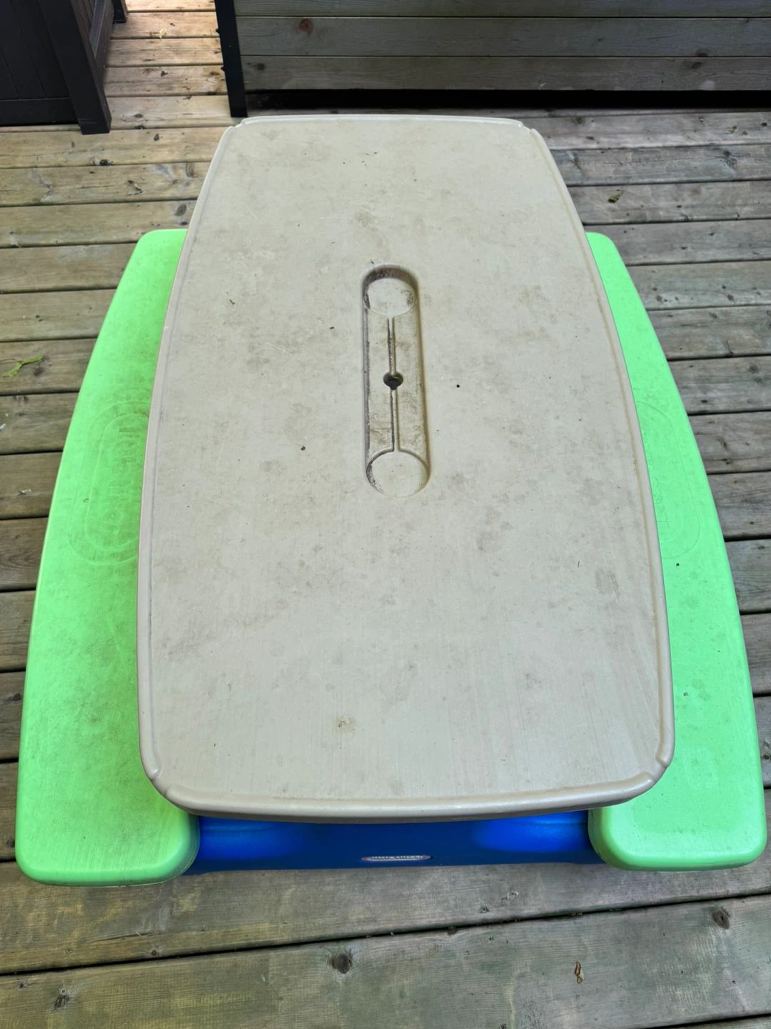 Little Tikes Picnic Table with Umbrella - photo 3