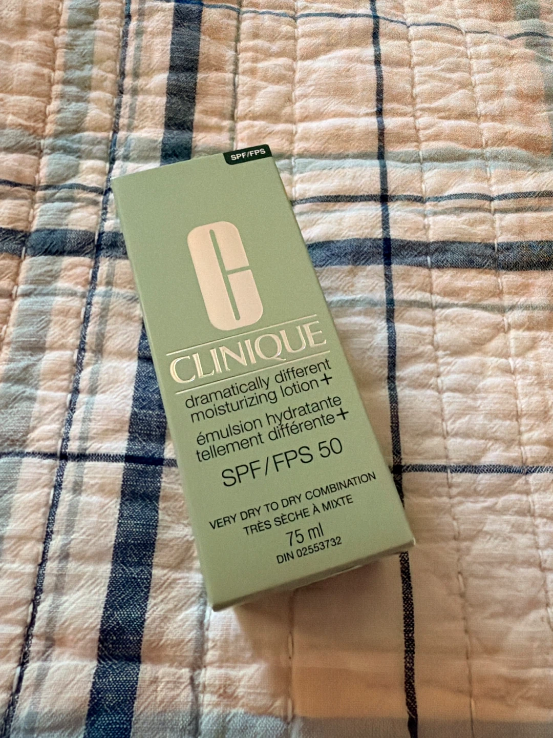 Clinique Dramatically Different Moisturizing Lotion+ SPF 50