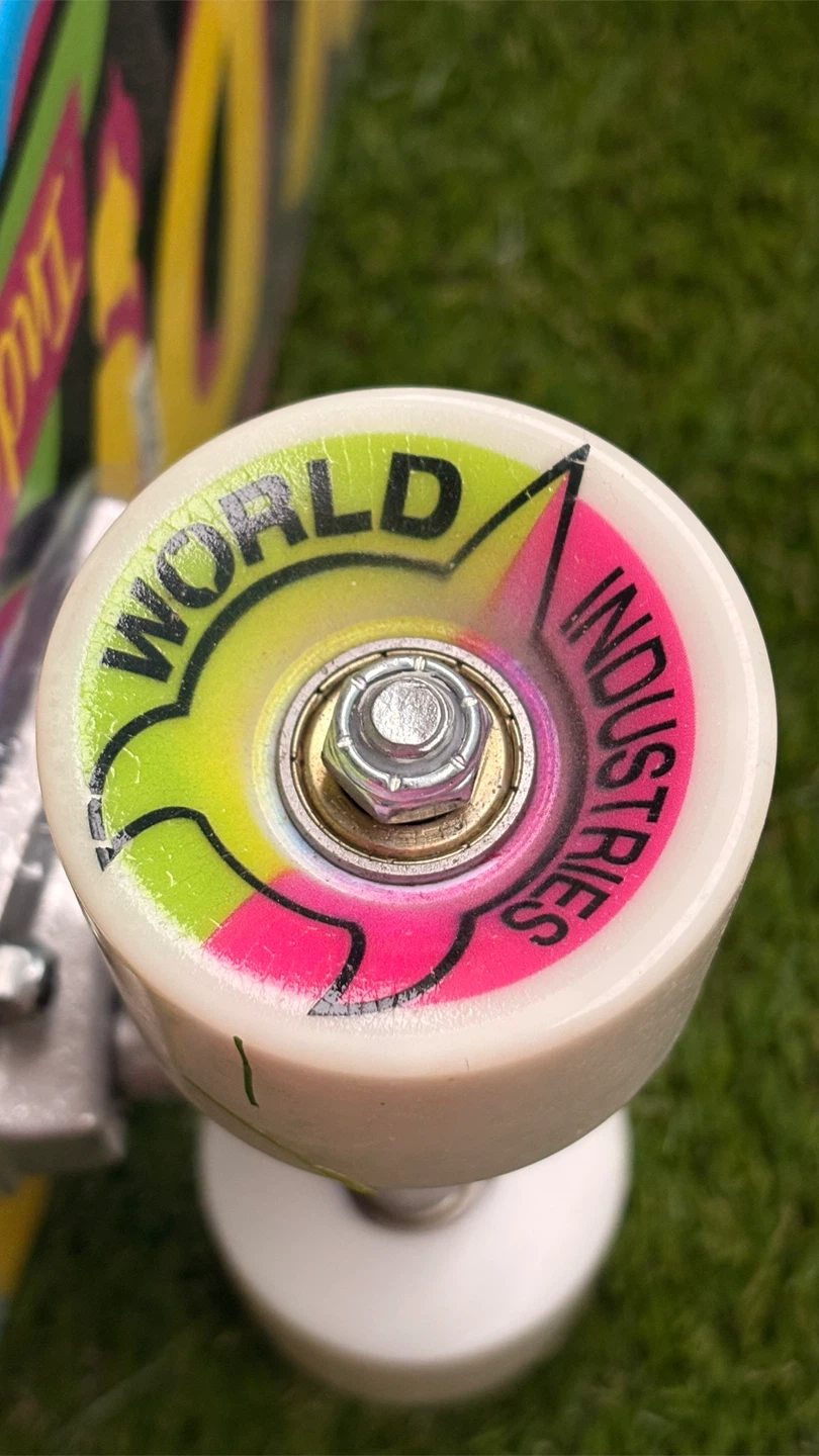 World Industries Cruiser Skateboard - photo 3