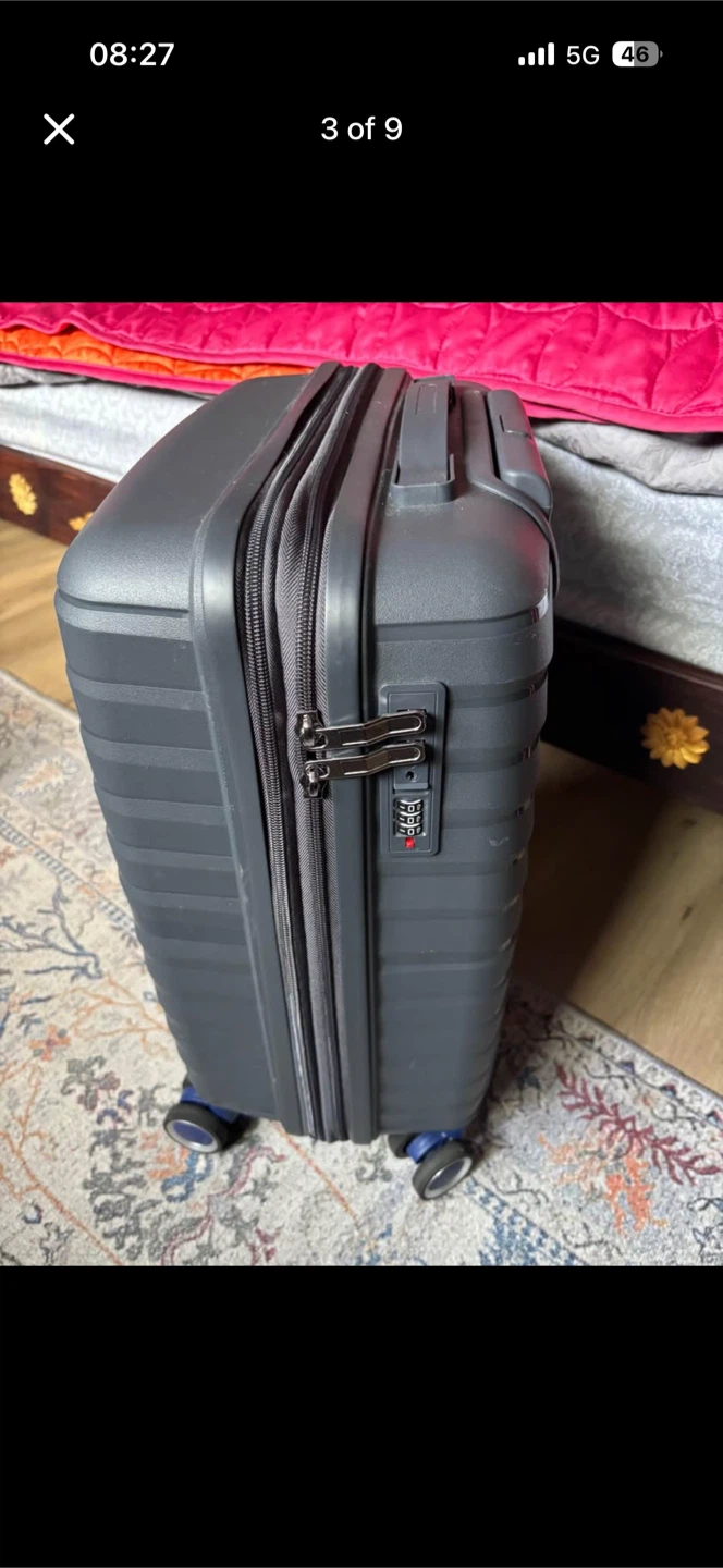 It Luggage Grey Hardshell Spinner Suitcase - photo 3
