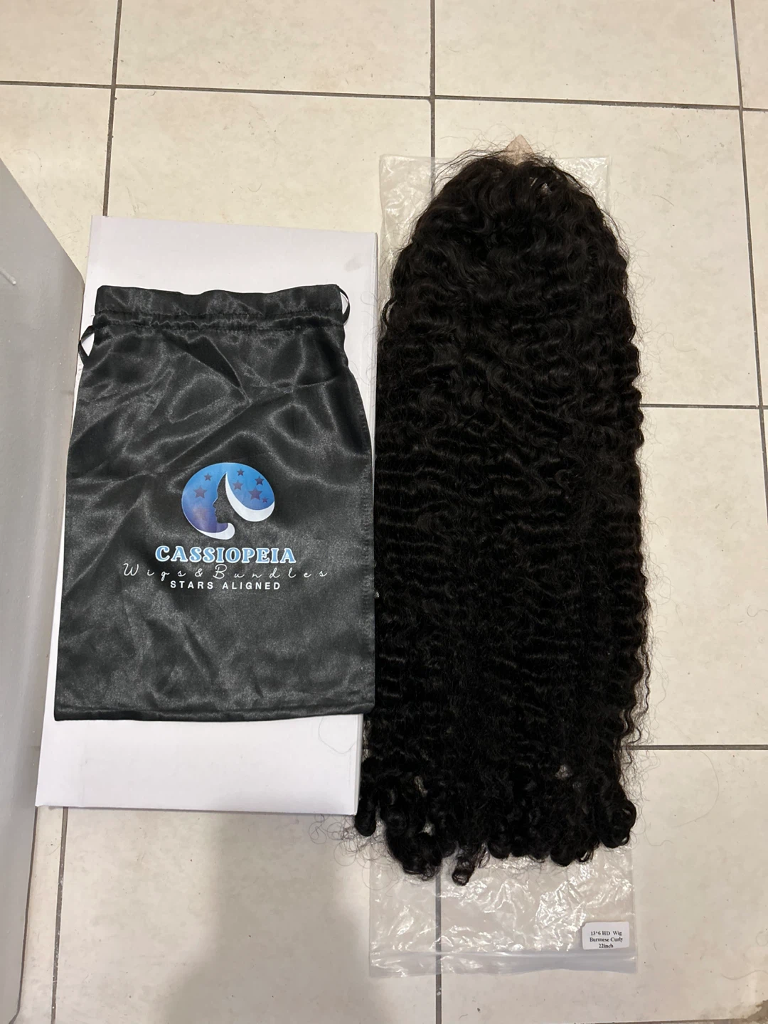 BRAND NEW Cassiopeia 13x6 HD Lace Front Wig - Burmese Curly 22" - photo 2