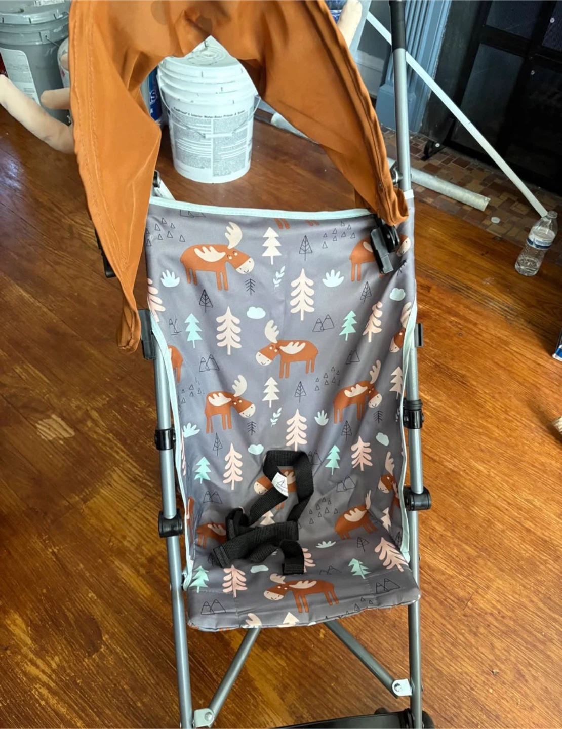 Moose umbrella stroller