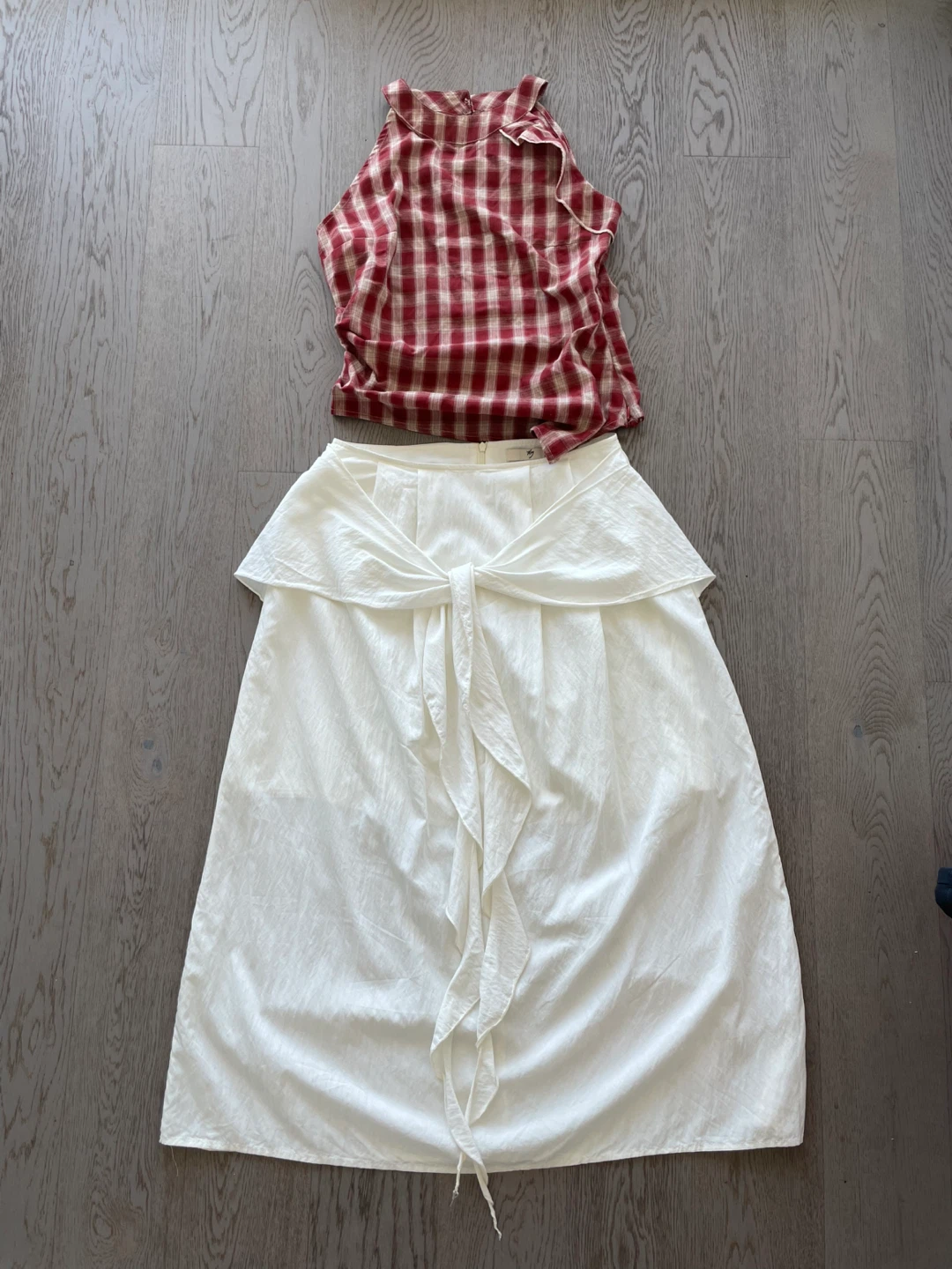 YBY Red Plaid Halter Top & White Skirt Set Size M