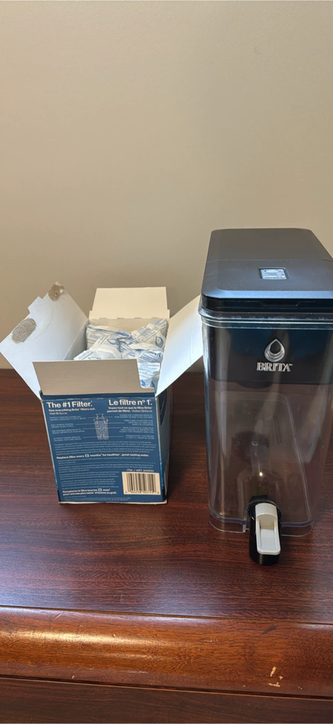 Brita Water Filter Pitcher with 7 Extra Filters