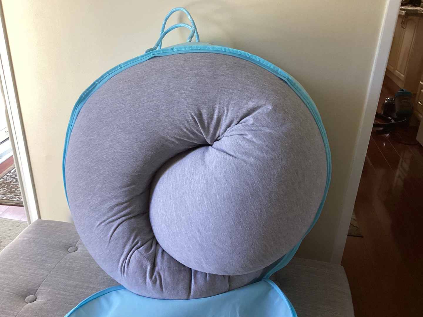 PharmDoc Nursing Pillow - photo 2