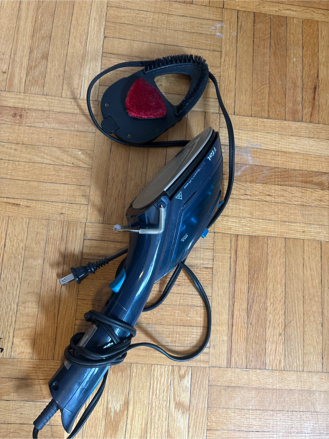 2 in 1 T-fal iron & steamer machine