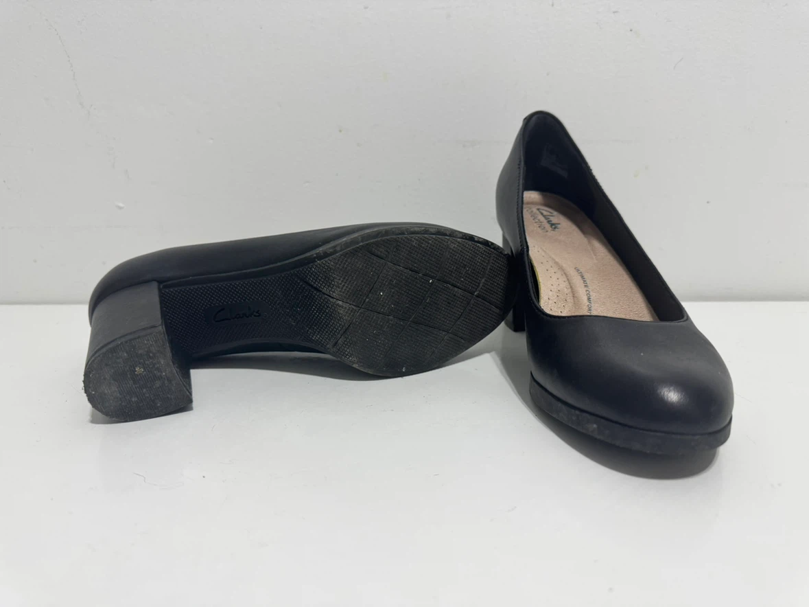 Clarks Black Leather Heels Size 7 Women's - photo 3
