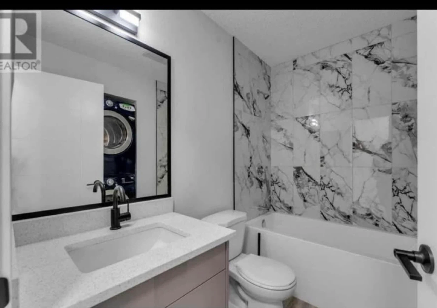Small room for rent - photo 4