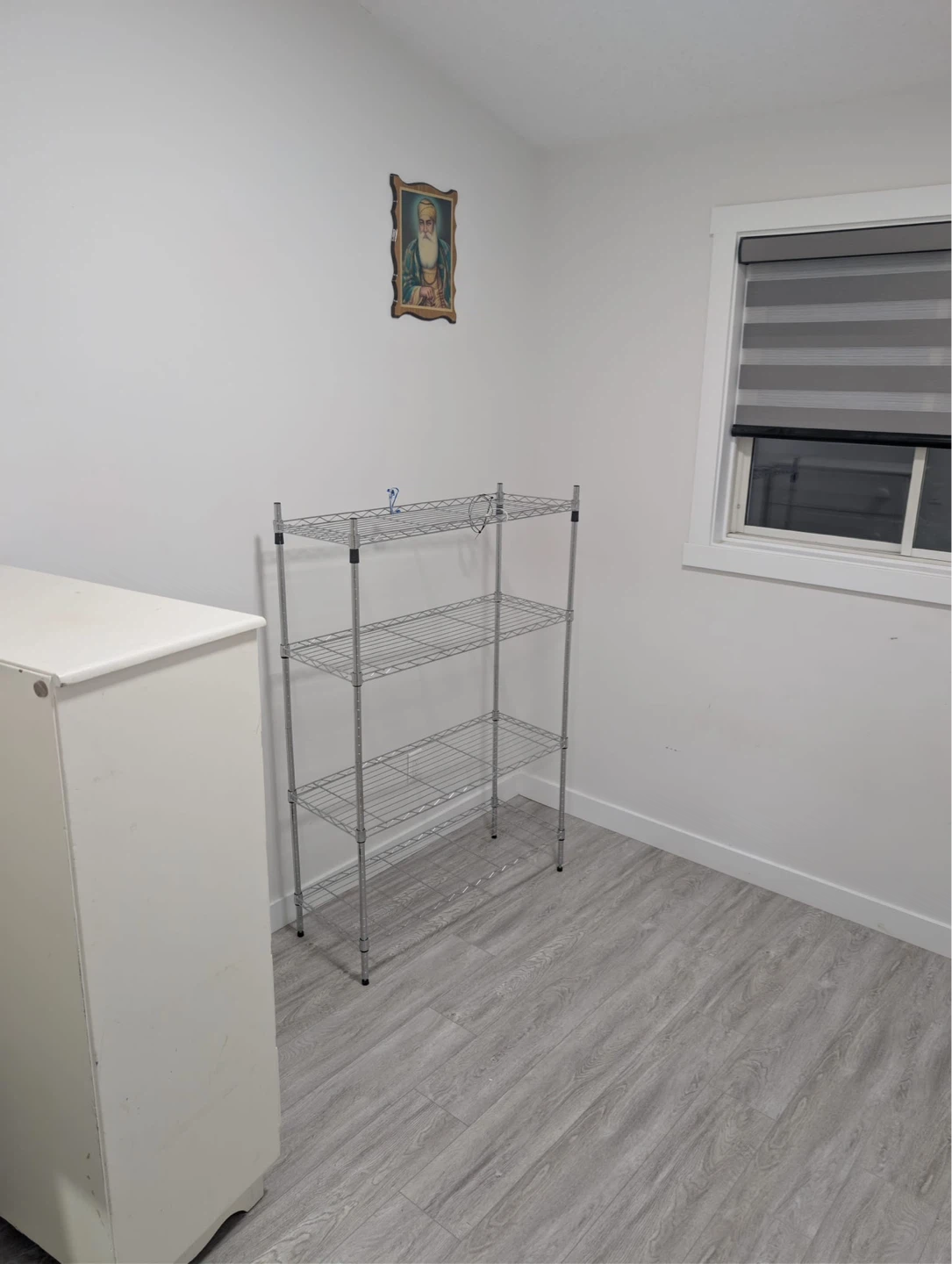 Small room for rent