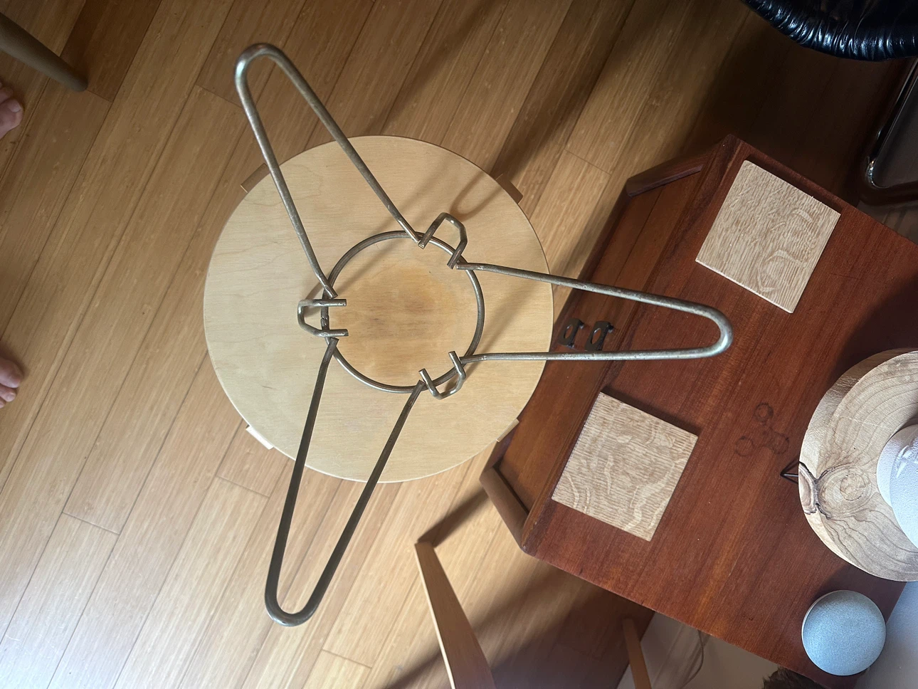 ATOMIC MCM BRASS WIRE PLANT STAND POT HOLDER - photo 3