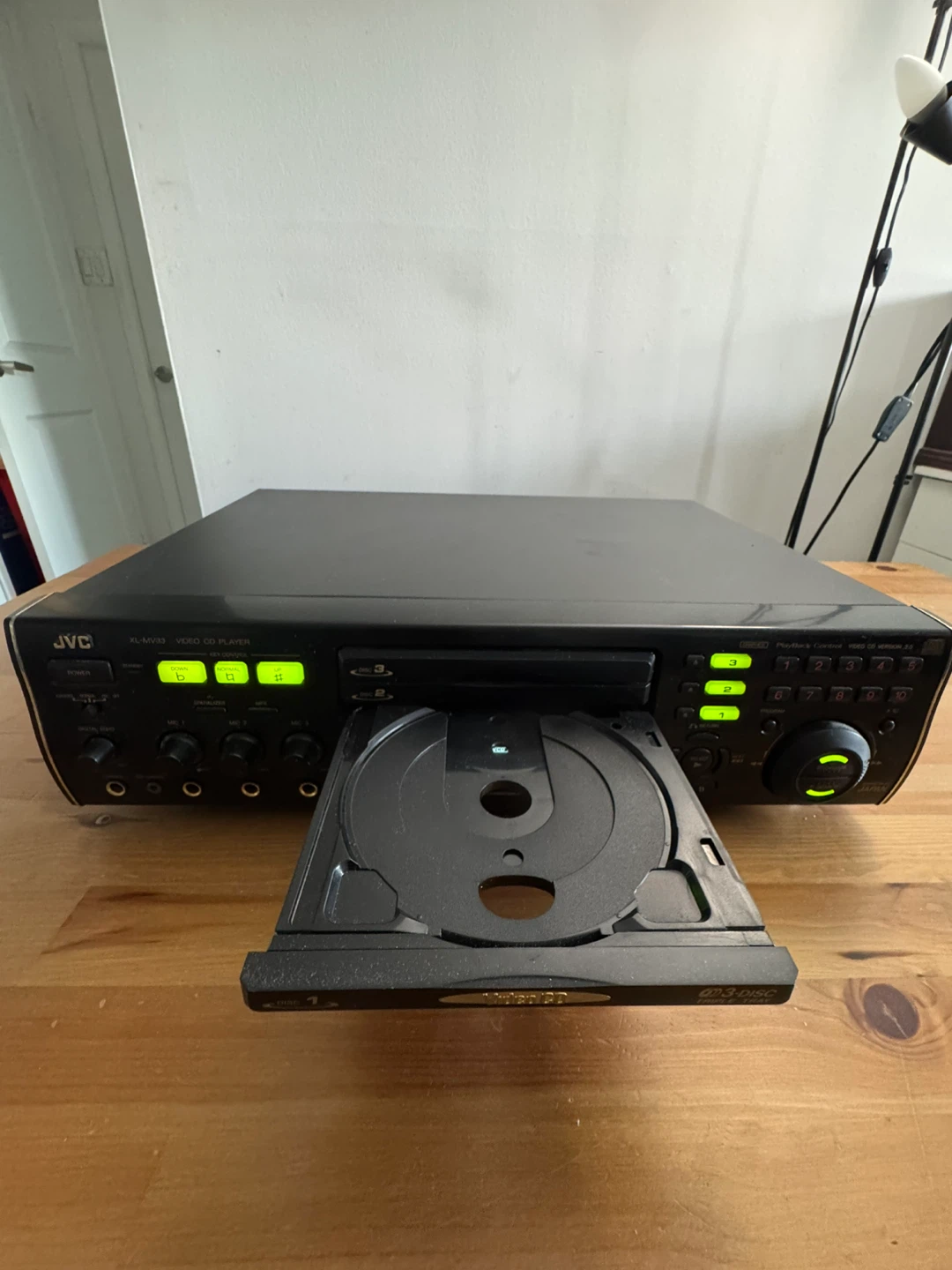 JVC XL-MV33 Video CD Player and Karaoke - photo 2
