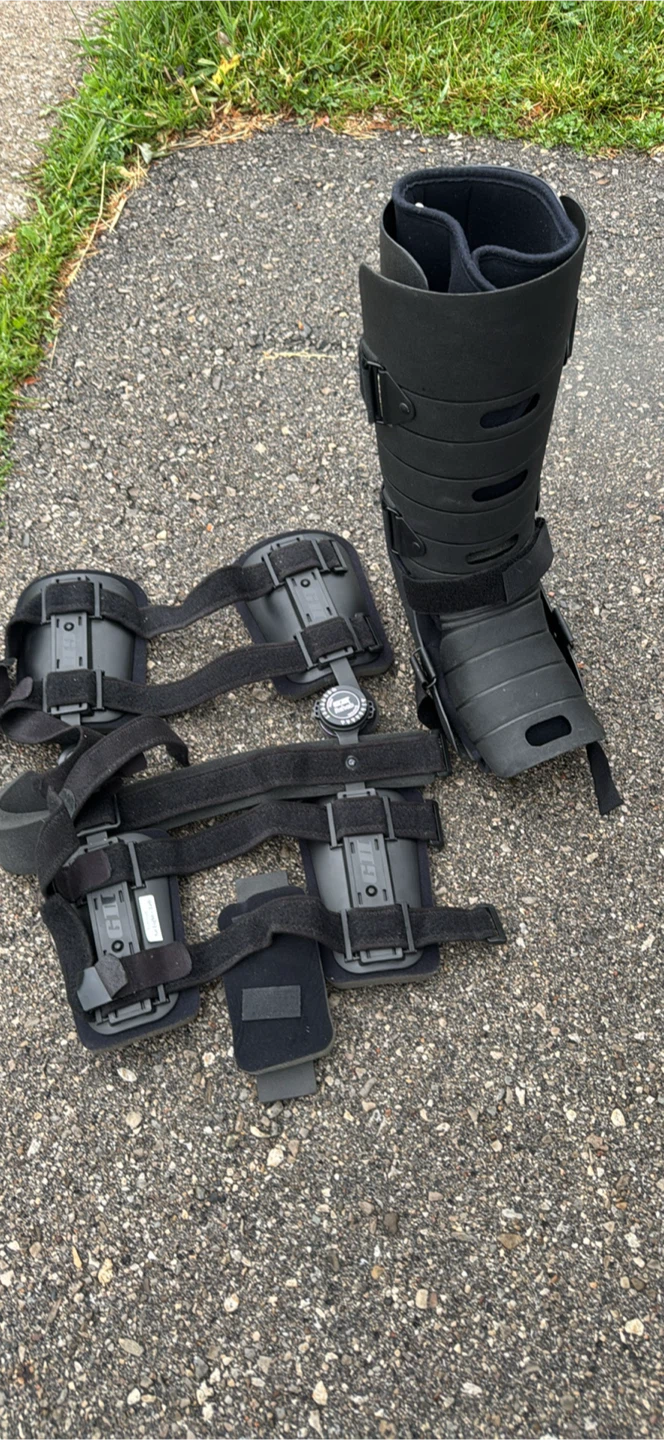 DonJoy OA Reaction Web Knee Brace