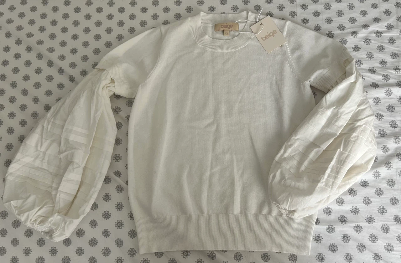 Beige White Puff Sleeve Sweater