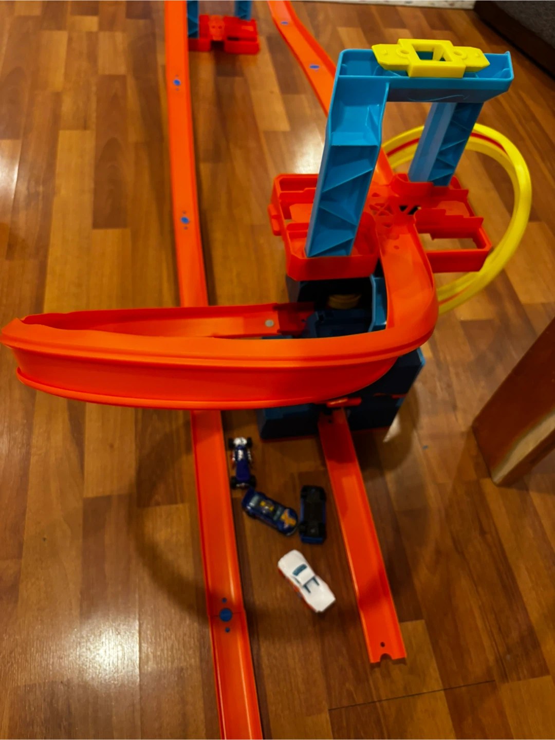 Hot Wheels tower and loop