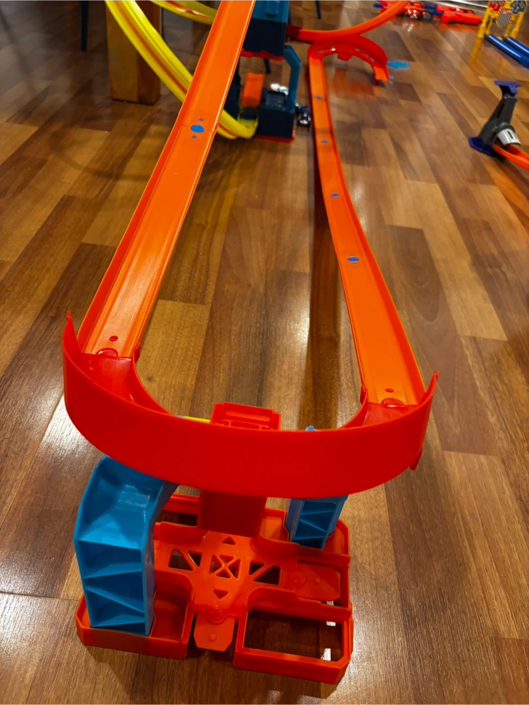 Hot Wheels tower and loop - photo 2
