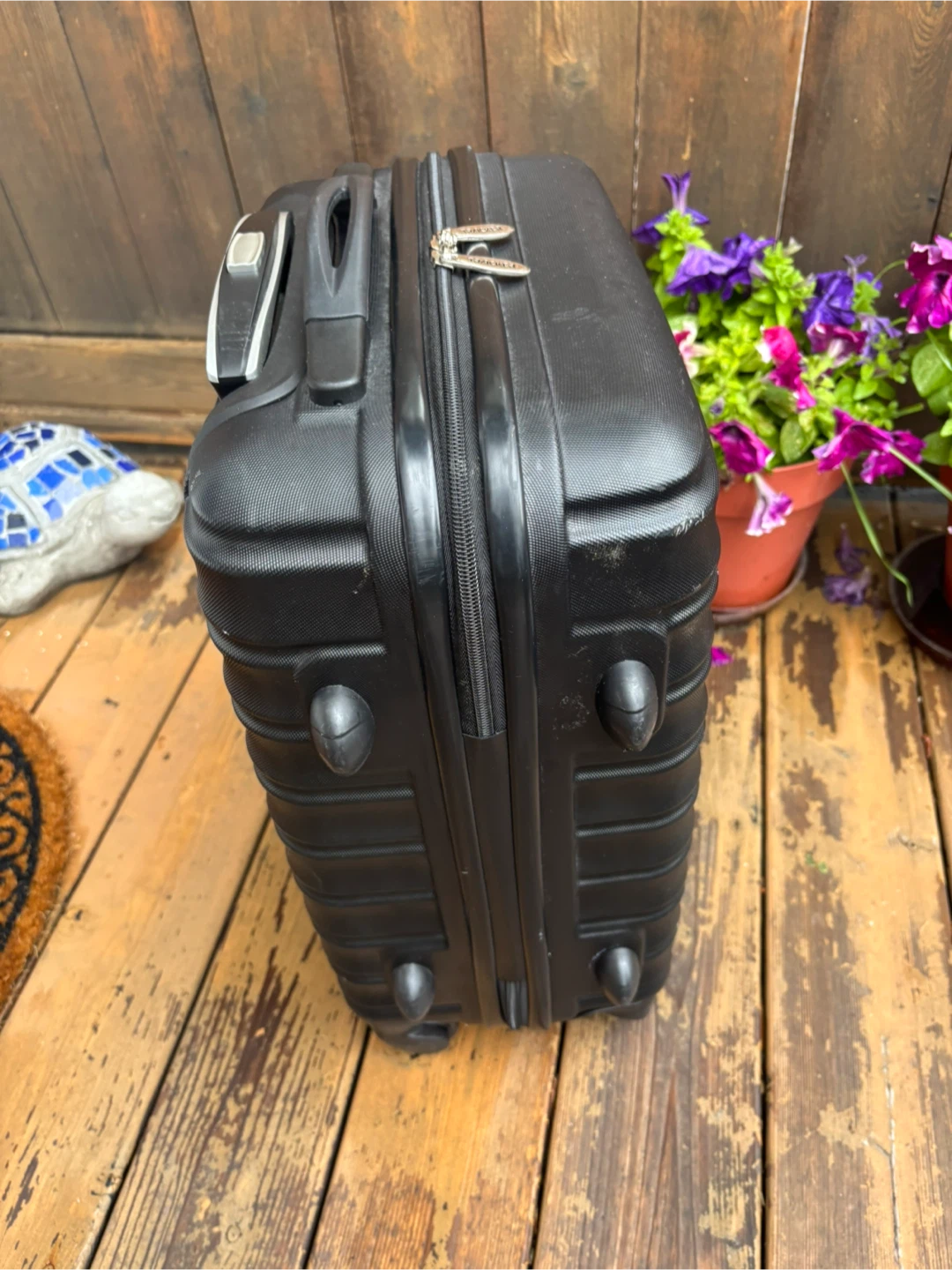 Black Bentley Tracker Carry-On Suitcase - photo 5