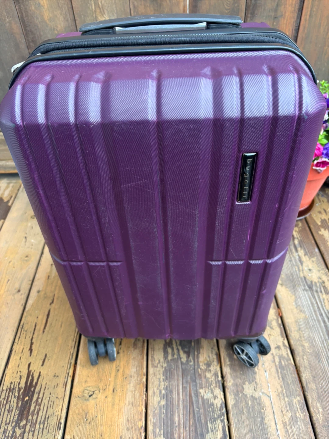 Bugatti Purple Hardside Spinner Luggage