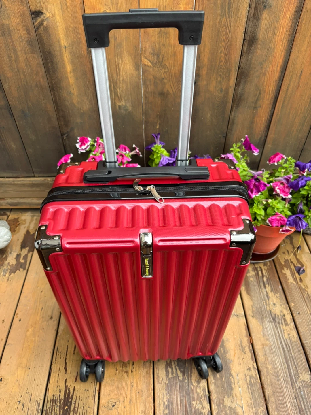 Red Russell & Bromley Carry-On Spinner Luggage - photo 2