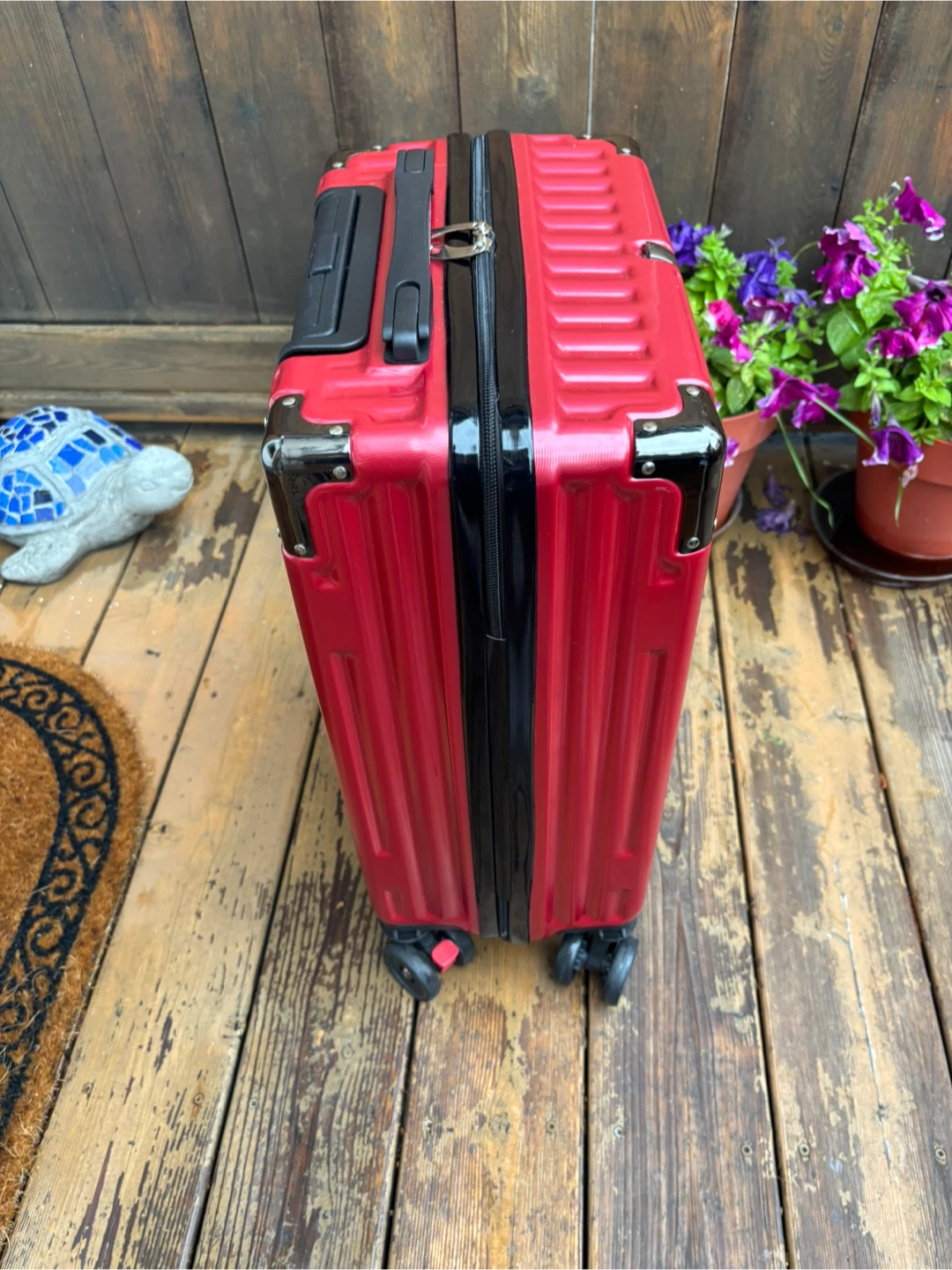 Red Russell & Bromley Carry-On Spinner Luggage - photo 5