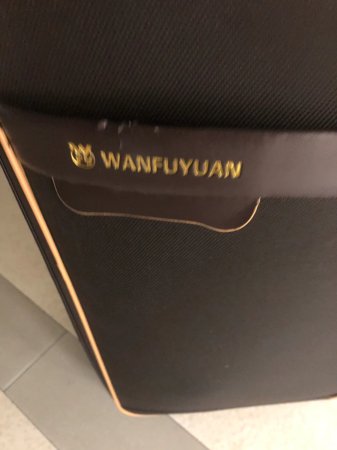 WANFUYUAN Black Rolling Suitcase with Telescopic Handle - photo 2