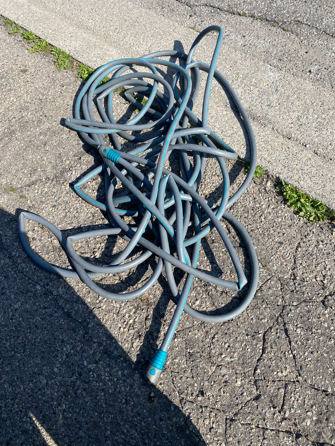 Grey garden hose with blue trim - photo 2