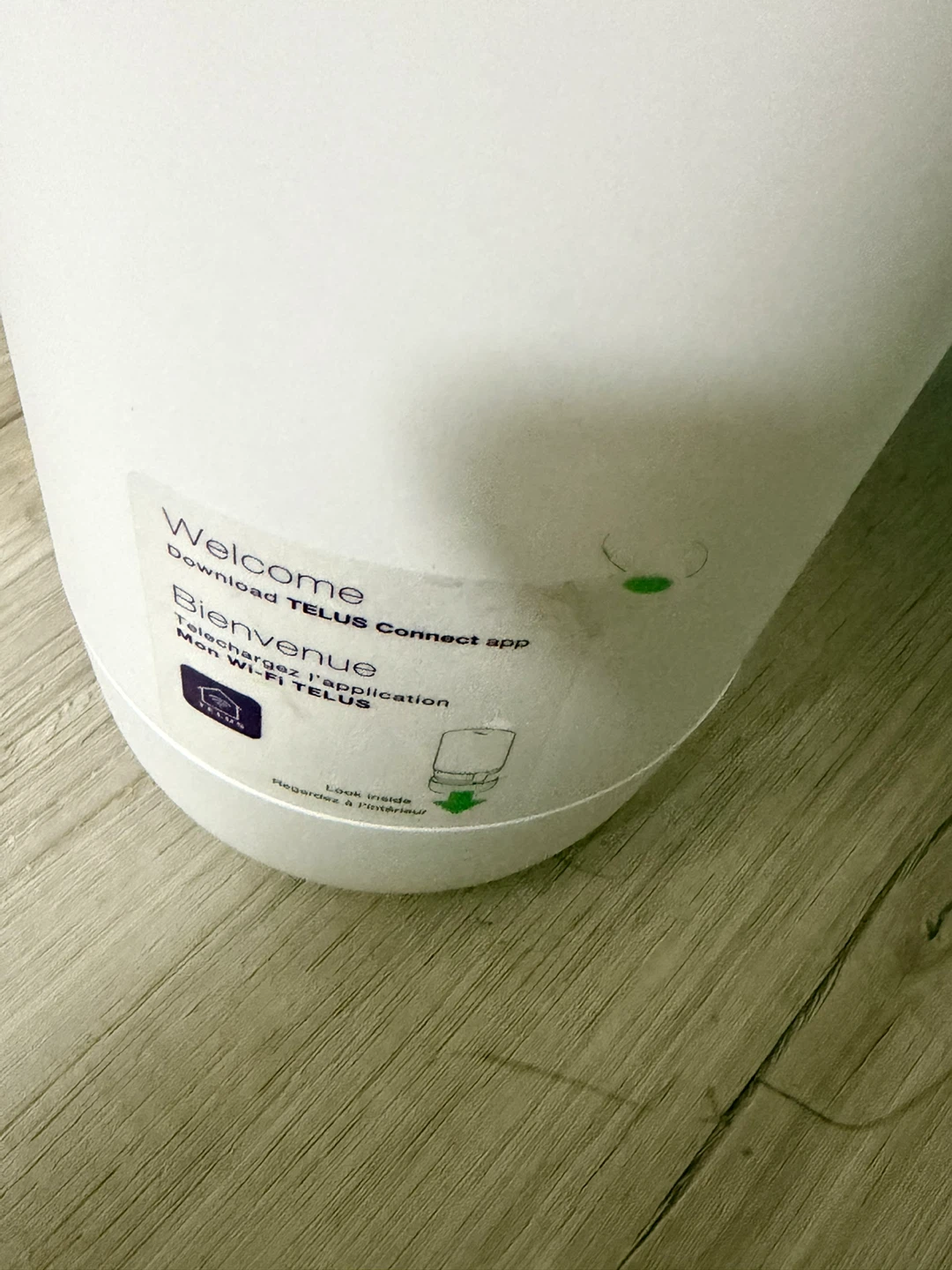 TELUS WiFi Extender - photo 2