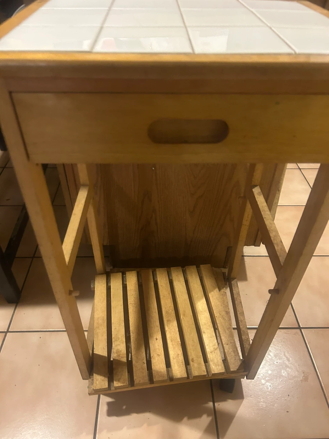 Wooden Kitchen Cart with Tiled Top - photo 2