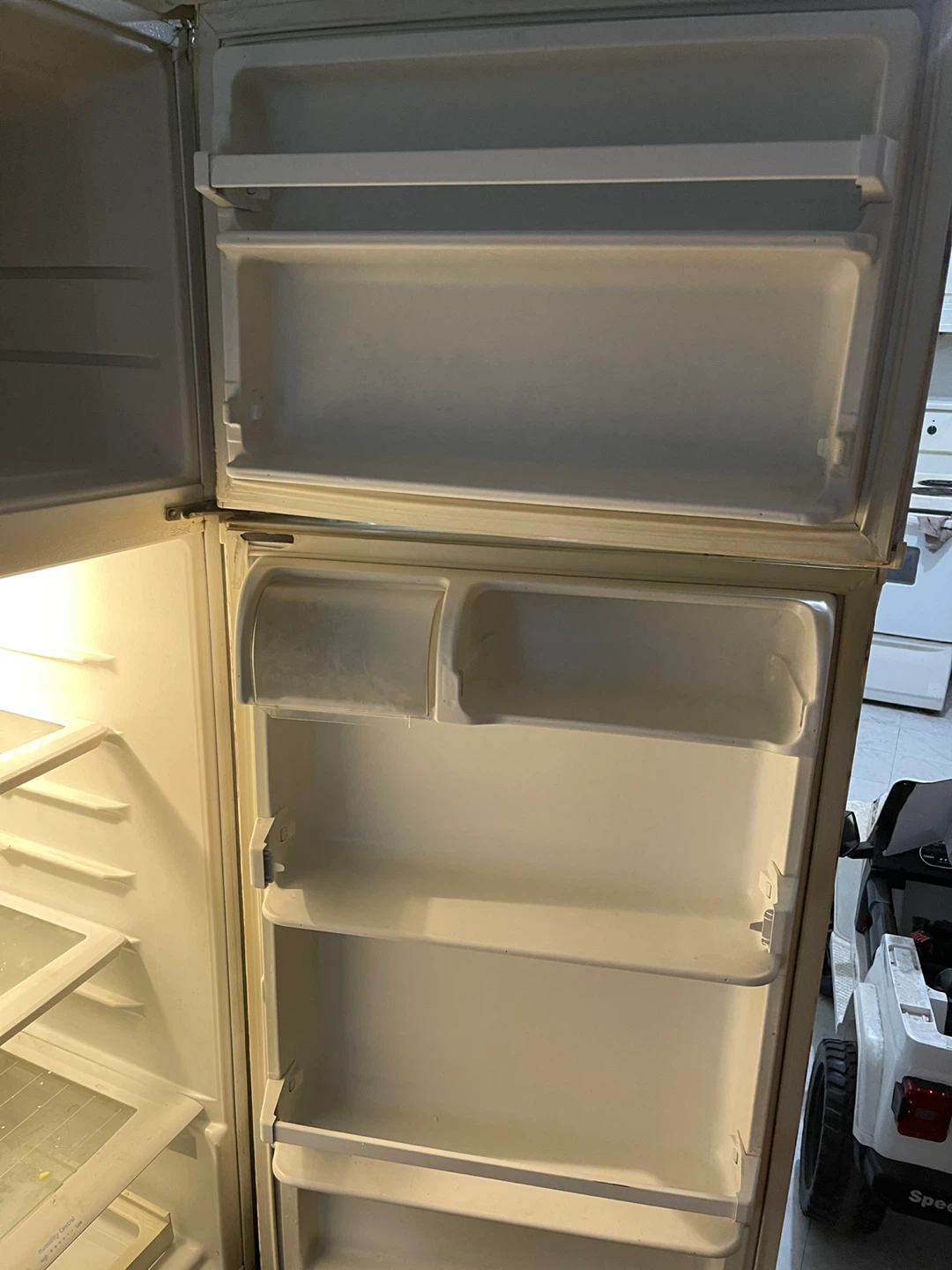 Refrigerator
