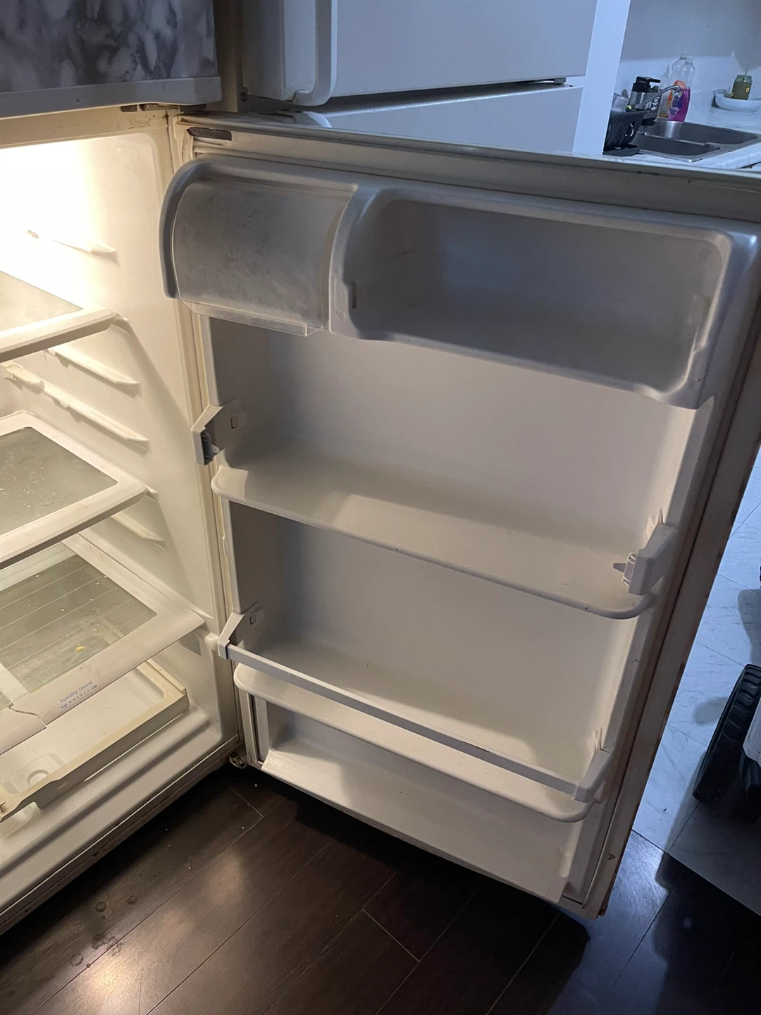 Refrigerator - photo 3