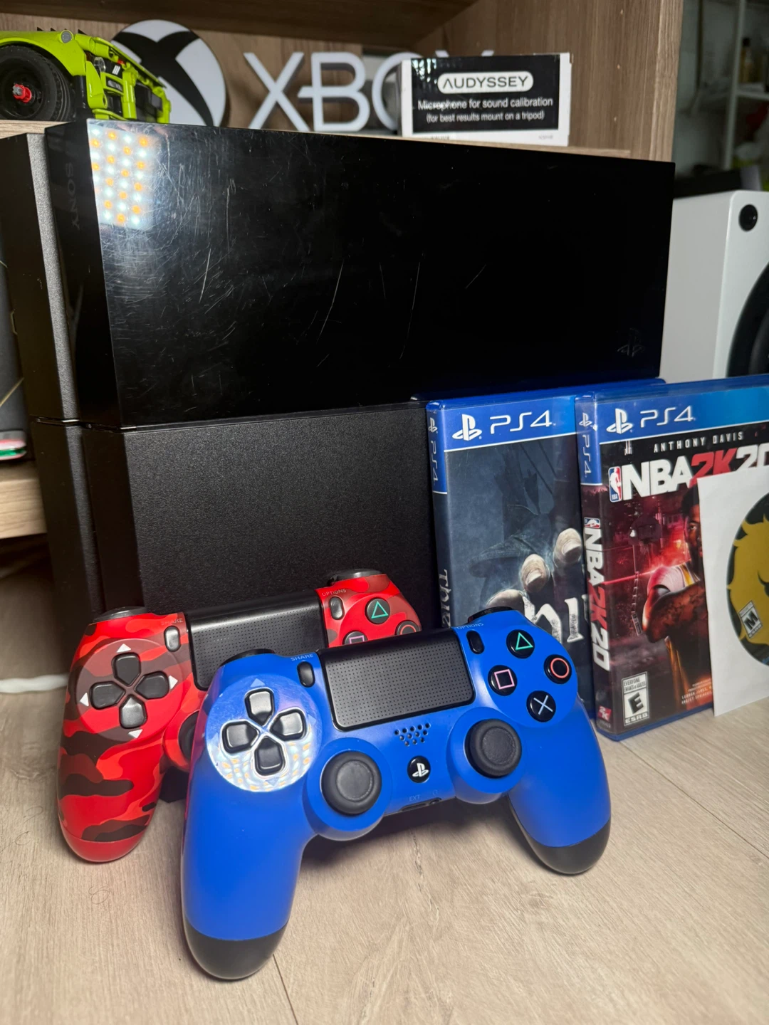 PlayStation 4 with games - photo 2