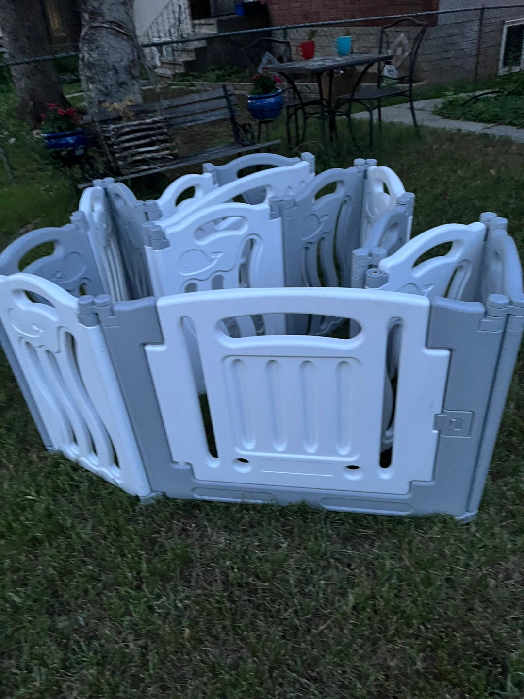 Baby or Kids Playpen with gate